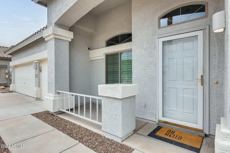 16398 Oachs Dr, Surprise, AZ 85374