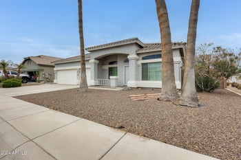 16398 Oachs Dr, Surprise, AZ 85374