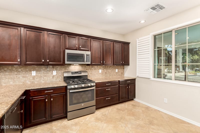 164 Prescott Dr, Chandler, AZ 85249