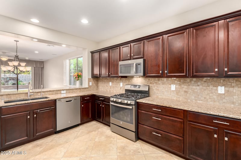164 Prescott Dr, Chandler, AZ 85249