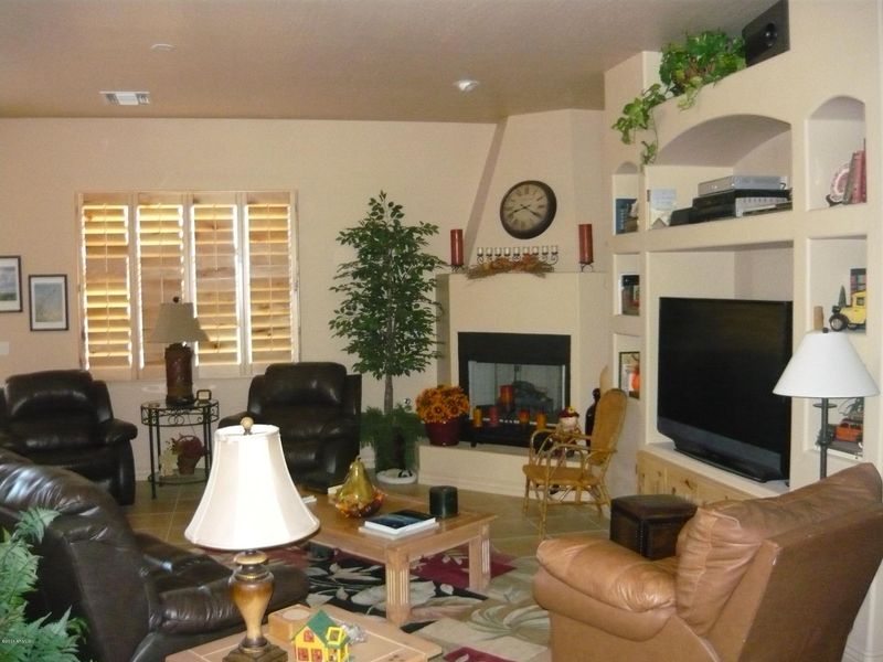 1640 E Maddock Rd, Phoenix, AZ 85086