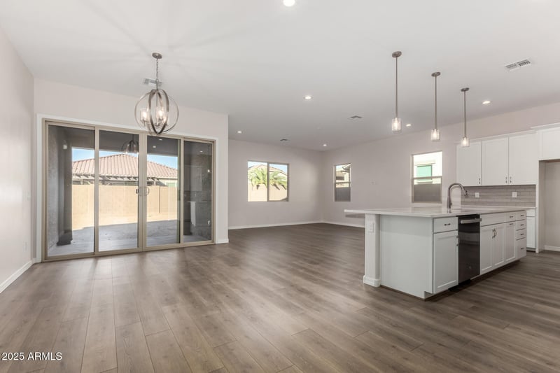16400 Avenida Del Sol --, Surprise, AZ 85387