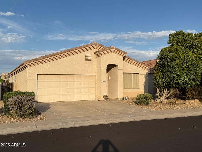 16400 Naegel Dr, Surprise, AZ 85374
