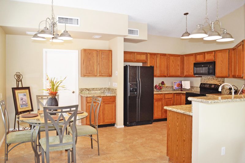 16401 S 43rd Pl, Phoenix, AZ 85048