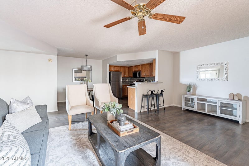 16402 31st St #115, Phoenix, AZ 85032