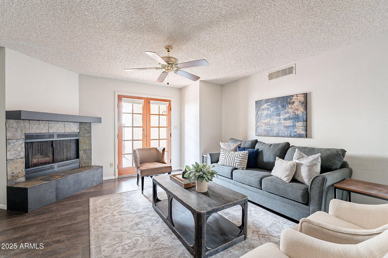 16402 31st St #115, Phoenix, AZ 85032