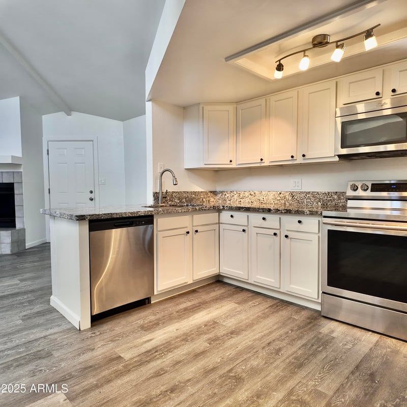 16402 31st St #233, Phoenix, AZ 85032