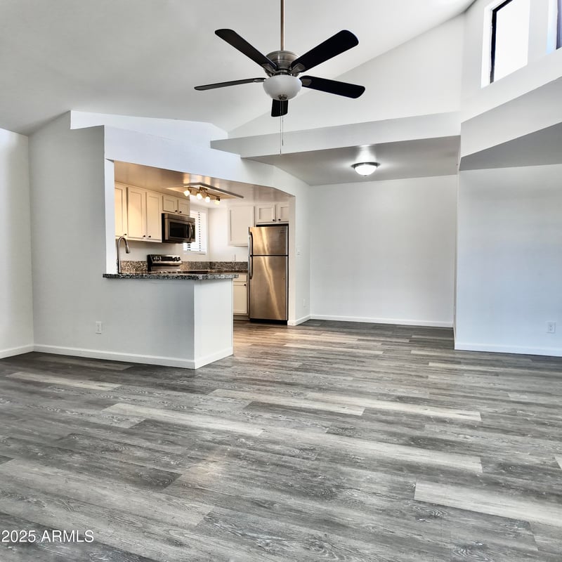 16402 31st St #233, Phoenix, AZ 85032