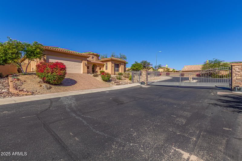 16404 23rd Way, Phoenix, AZ 85048