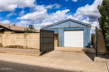 16405 49th Dr, Glendale, AZ 85306