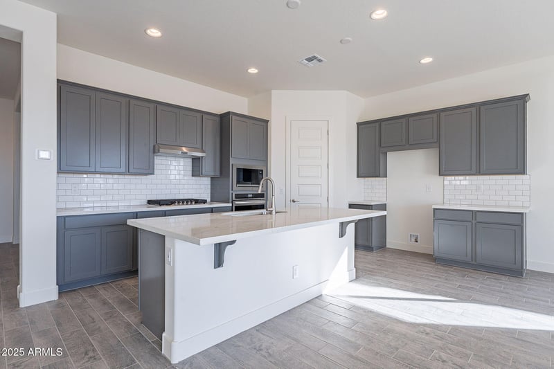 16405 Desert Mirage Dr, Surprise, AZ 85388