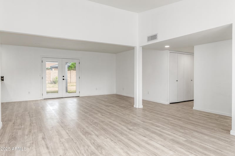 16409 49th Ave, Glendale, AZ 85306