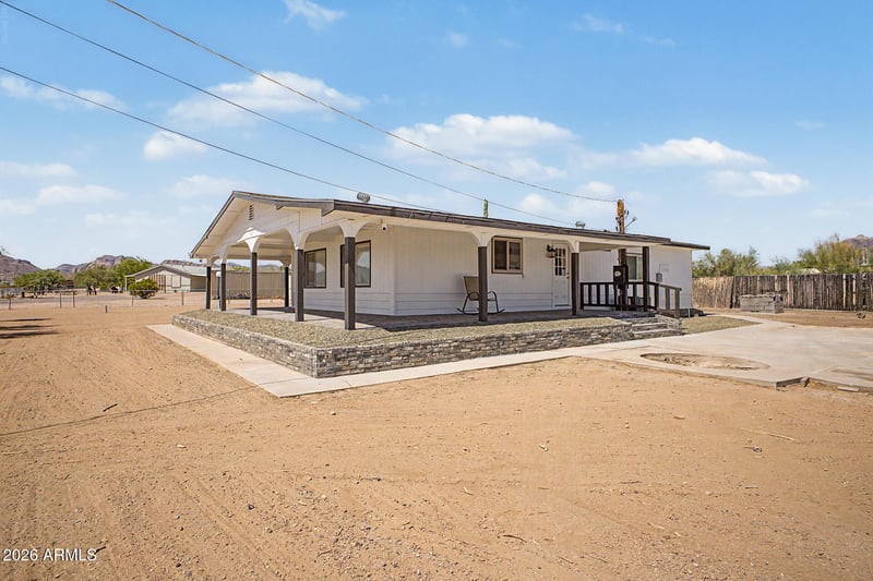 1641 Plaza Dr, Apache Junction, AZ 85120