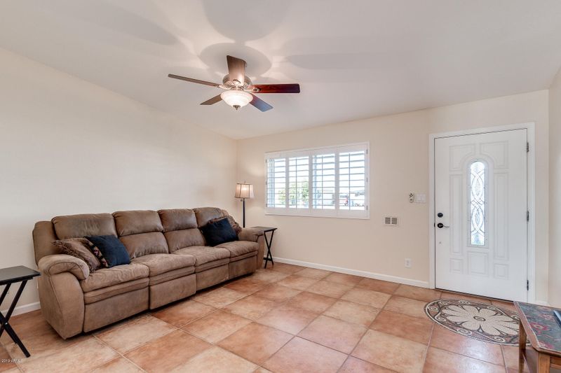 1641 W 7th Pl, Mesa, AZ 85201