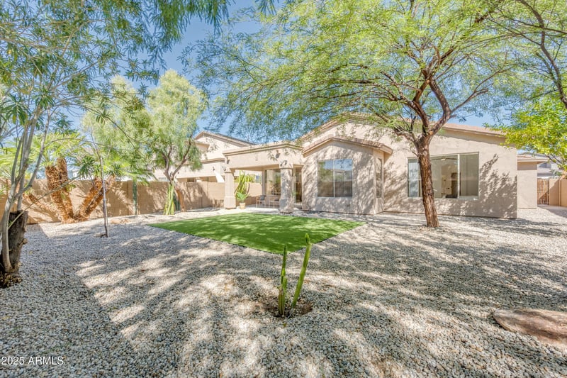 1641 Windsong Dr, Phoenix, AZ 85045