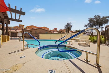 16410 12th St #102, Phoenix, AZ 85048