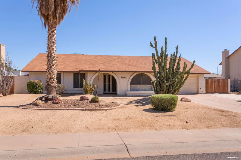16411 N 47th Pl, Phoenix, AZ 85032