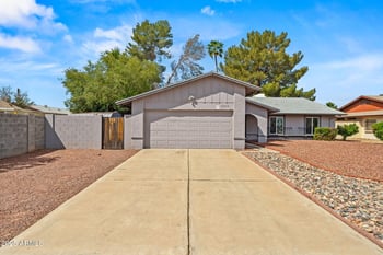 16412 33rd Ave, Phoenix, AZ 85053