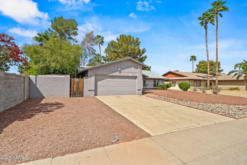 16412 33rd Ave, Phoenix, AZ 85053