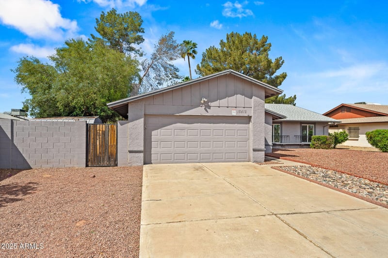 16412 33rd Ave, Phoenix, AZ 85053