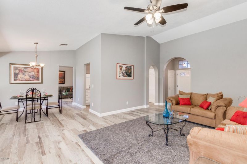 16417 S 46th Pl, Phoenix, AZ 85048