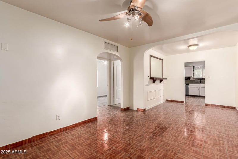 1642 38th Ave, Phoenix, AZ 85009