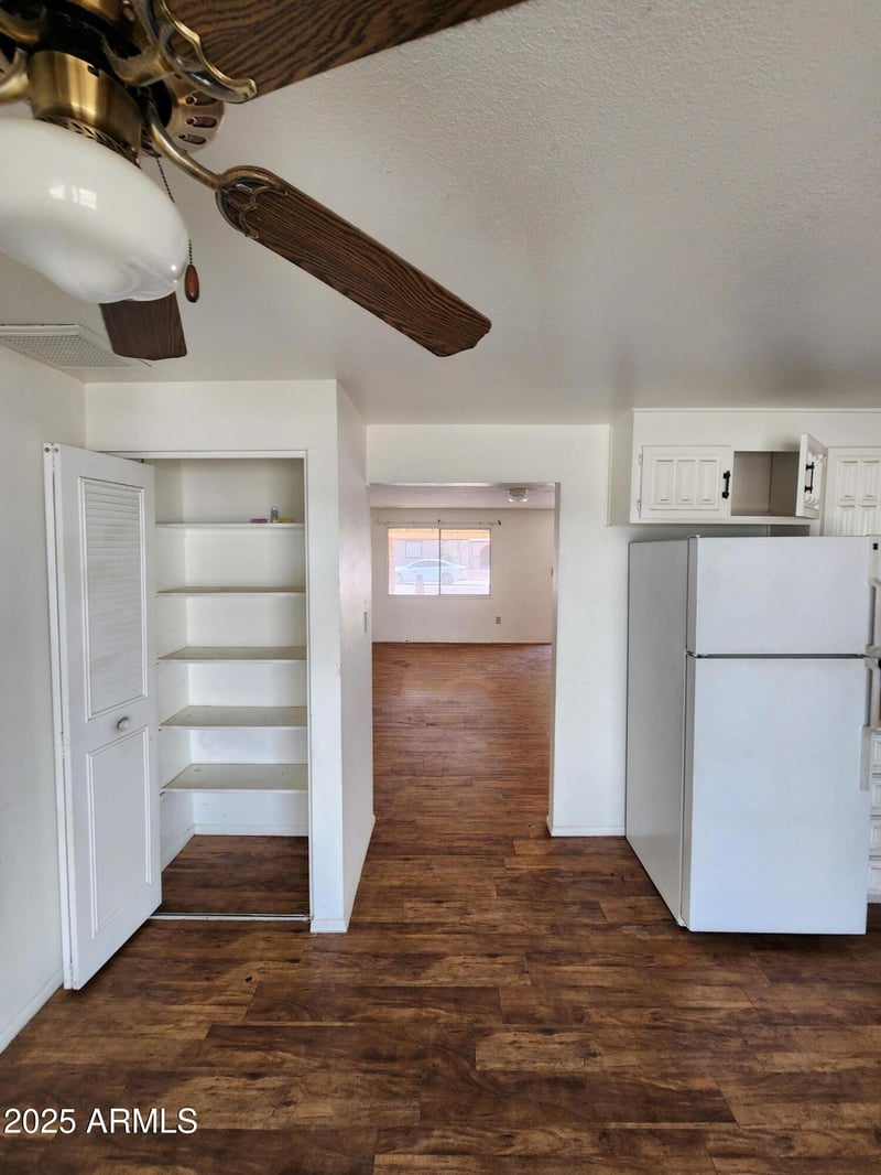 1642 Pershing Ave, Phoenix, AZ 85029