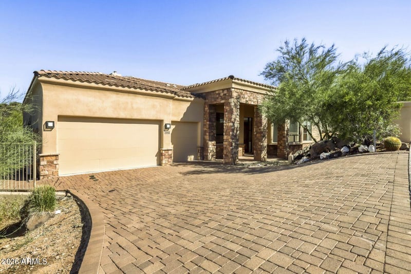 1642 Mandalay Ln, Phoenix, AZ 85023