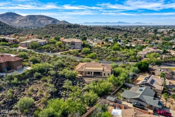 1642 Mandalay Ln, Phoenix, AZ 85023
