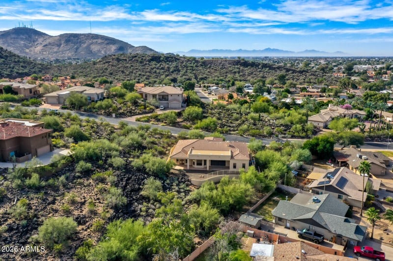 1642 Mandalay Ln, Phoenix, AZ 85023