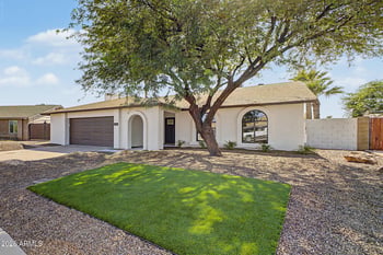 16420 46th Ln, Glendale, AZ 85306