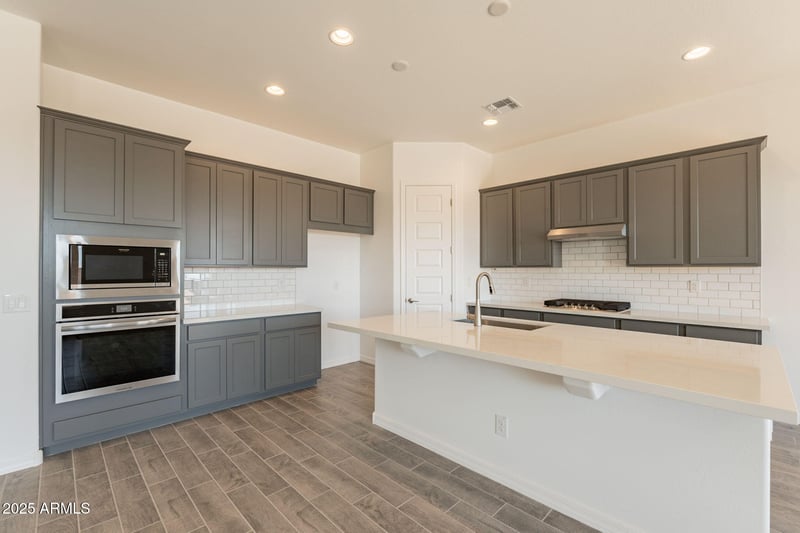 16421 Christy Dr, Surprise, AZ 85388