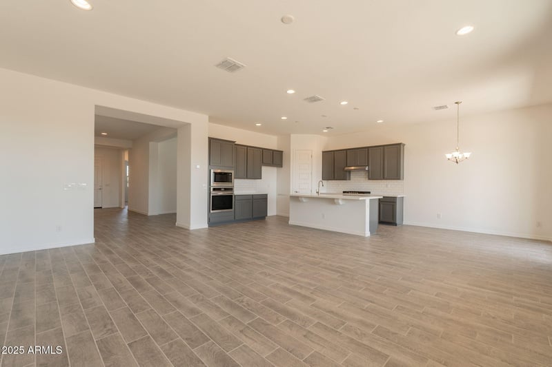 16421 Christy Dr, Surprise, AZ 85388