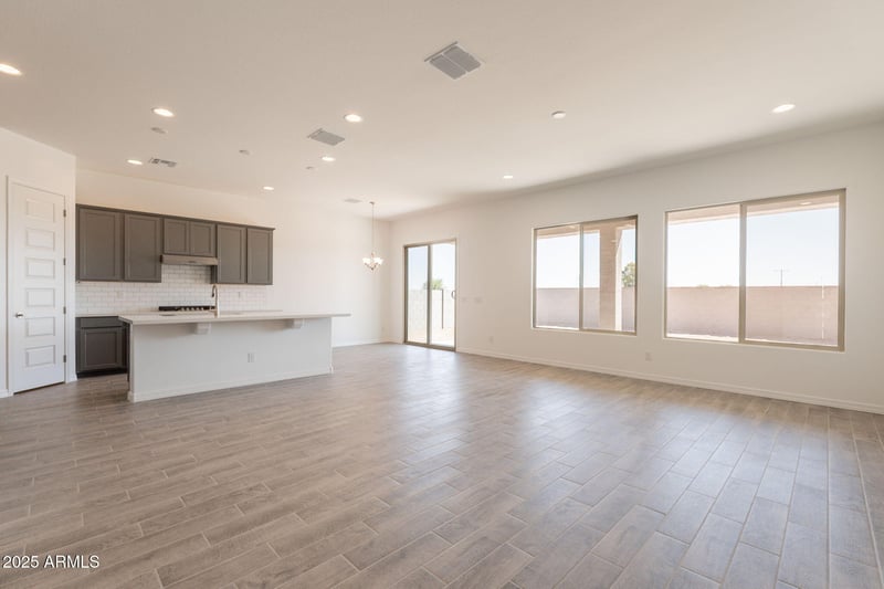 16421 Christy Dr, Surprise, AZ 85388