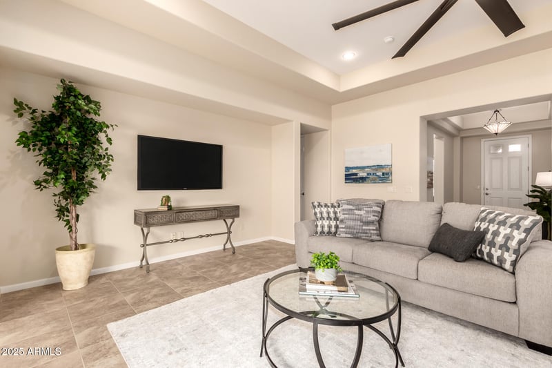 16425 Alvarado Dr, Goodyear, AZ 85395