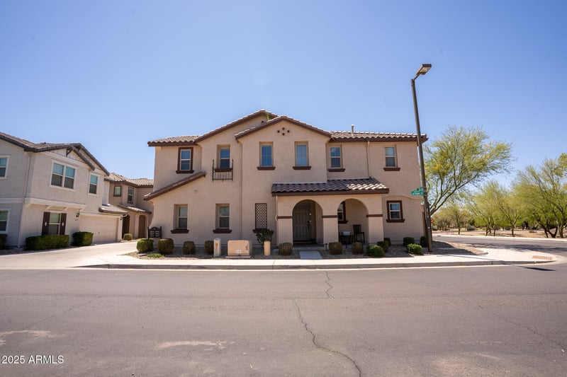 16425 Latham St, Goodyear, AZ 85338