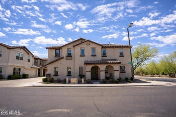 16425 Latham St, Goodyear, AZ 85338