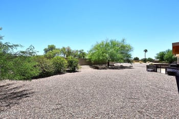 16425 Meadow Park Dr, Sun City, AZ 85351