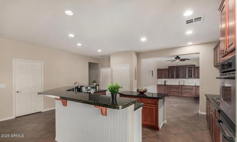 16429 170th Ln, Surprise, AZ 85388