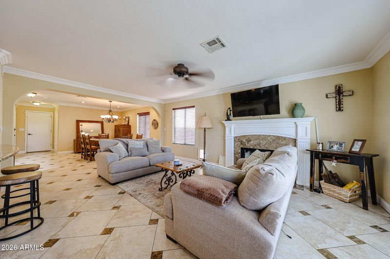 16429 S 33rd St, Phoenix, AZ 85048