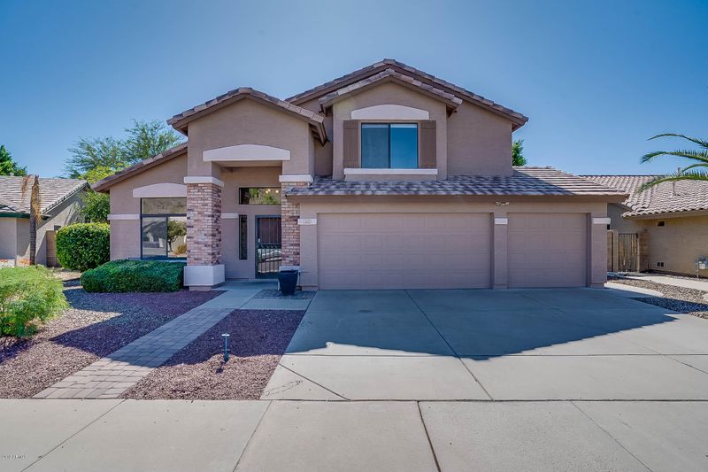 1643 E Runion Dr, Phoenix, AZ 85024