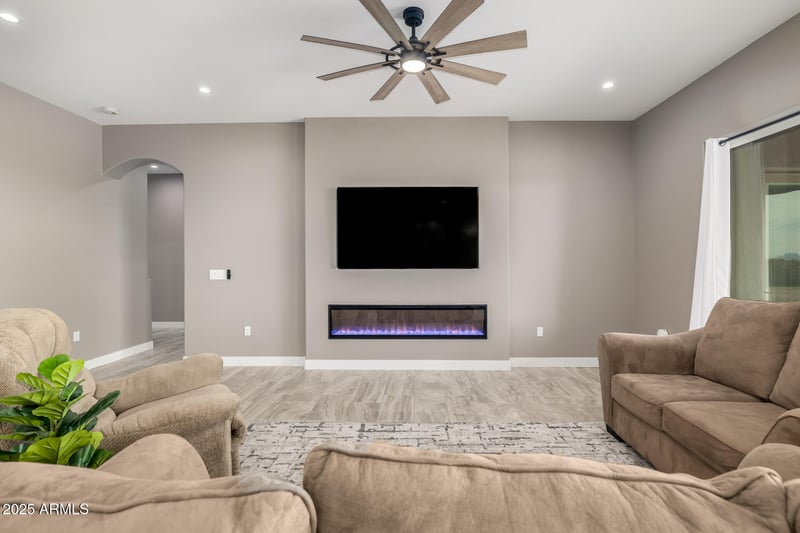 16431 Rancho Laredo Dr, Surprise, AZ 85387
