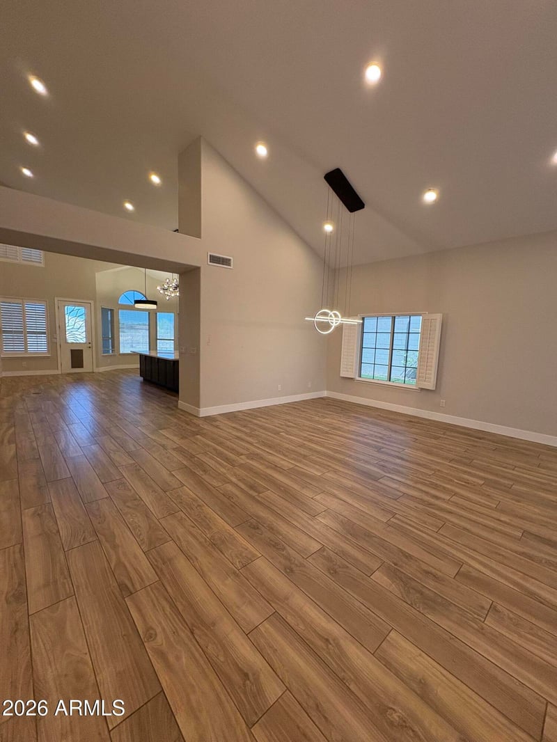 16434 S 2nd Ave, Phoenix, AZ 85045