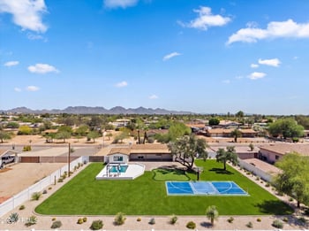 16436 40th Pl, Phoenix, AZ 85032