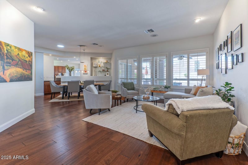 16436 S 1st Ave, Phoenix, AZ 85045