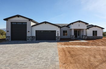 1644 E Creek Canyon Rd, Phoenix, AZ 85086