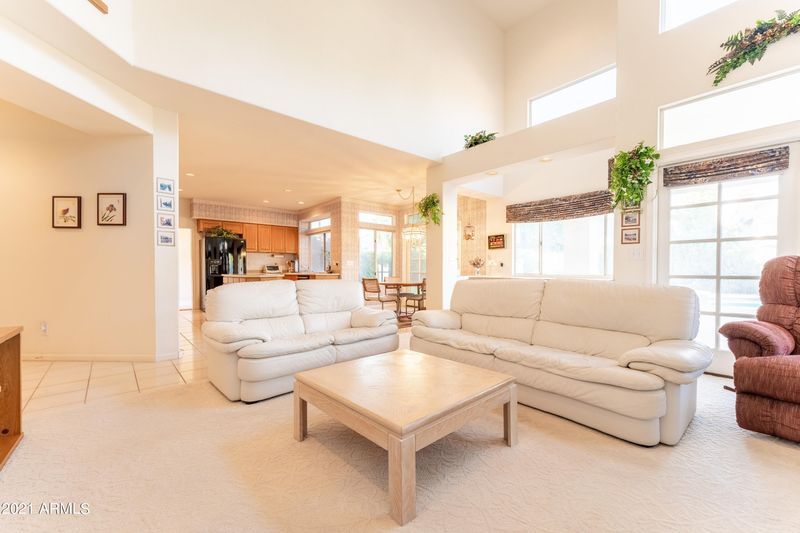 1644 E Glenhaven Dr, Phoenix, AZ 85048