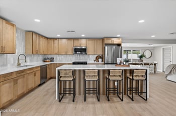 1644 Friess Dr, Phoenix, AZ 85023