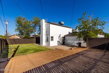 1644 Mountain View Rd, Phoenix, AZ 85021