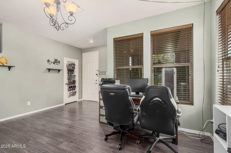 16440 Honeysuckle Dr, Surprise, AZ 85387